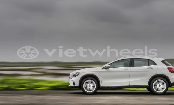 Mua Nhập khẩu Mercedes GLA Xe ô tô Mua Nhập khẩu Mercedes GLA Xe ô tô