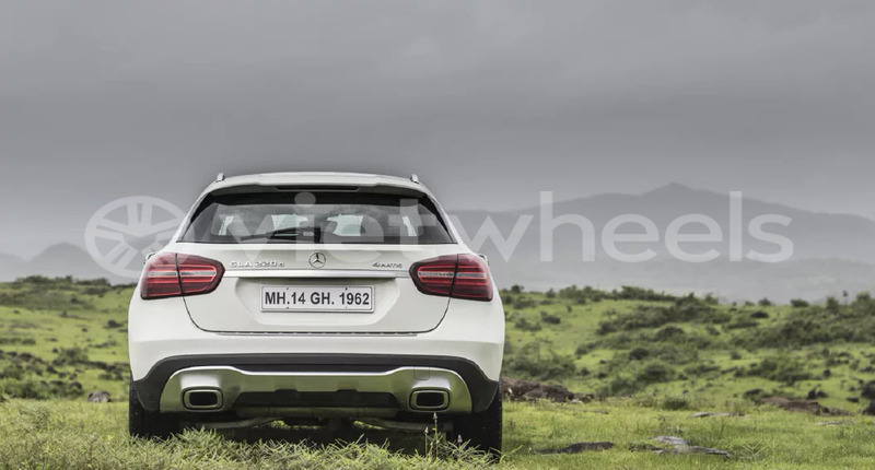 Big with watermark mercedes gla khanh hoa nha trang 46503