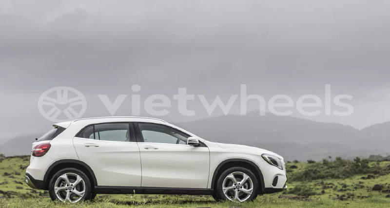 Big with watermark mercedes gla khanh hoa nha trang 46503