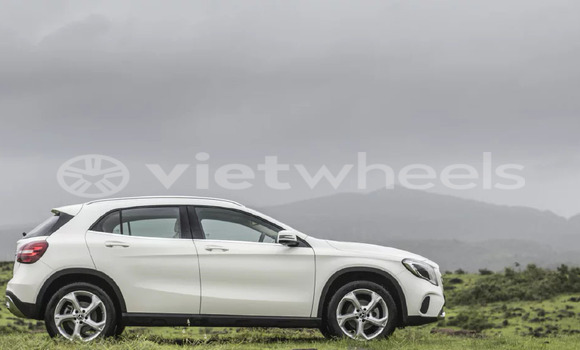Mua Nhập khẩu Mercedes GLA Xe ô tô Mua Nhập khẩu Mercedes GLA Xe ô tô