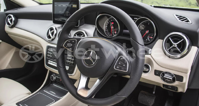 Big with watermark mercedes gla khanh hoa nha trang 46503
