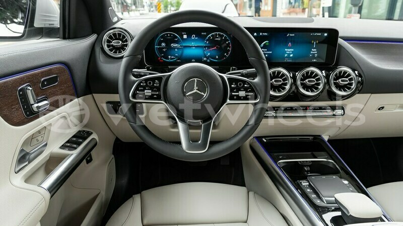 Big with watermark mercedes gla khanh hoa nha trang 46506
