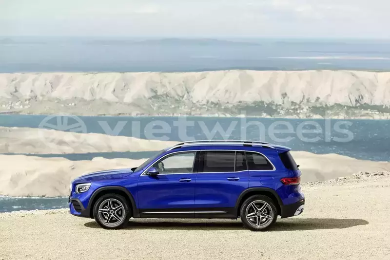 Big with watermark mercedes glb200 khanh hoa nha trang 46509