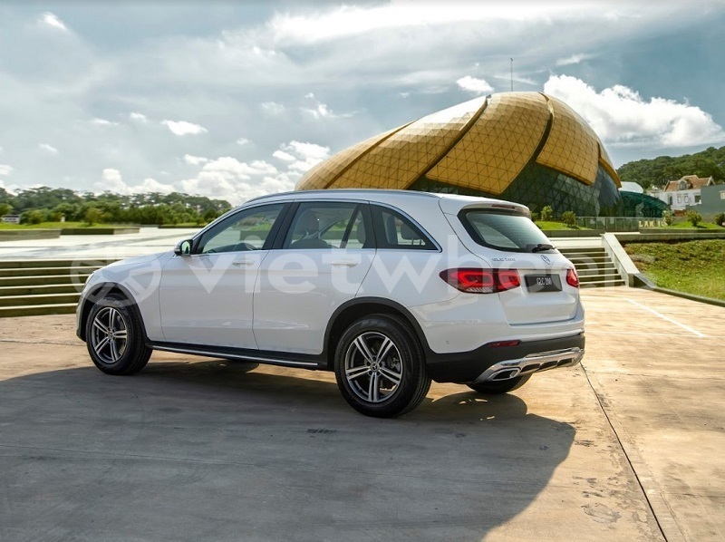 Big with watermark mercedes glc 200 khanh hoa nha trang 46512