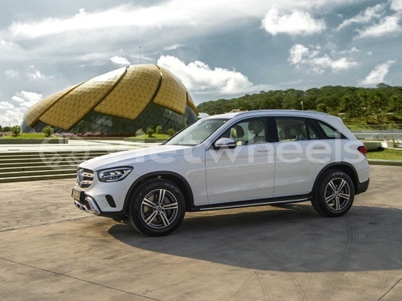 Big with watermark mercedes glc 200 khanh hoa nha trang 46512