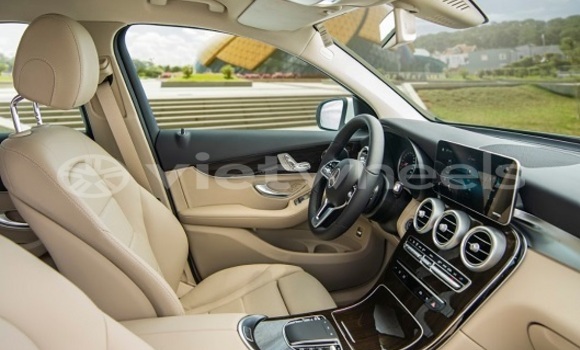 Mua Nhập khẩu Mercedes GLC 200 Xe ô tô Mua Nhập khẩu Mercedes GLC 200 Xe ô tô