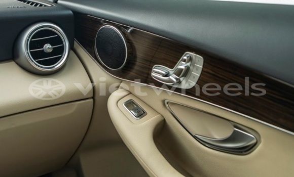 Mua Nhập khẩu Mercedes GLC 200 Xe ô tô Mua Nhập khẩu Mercedes GLC 200 Xe ô tô