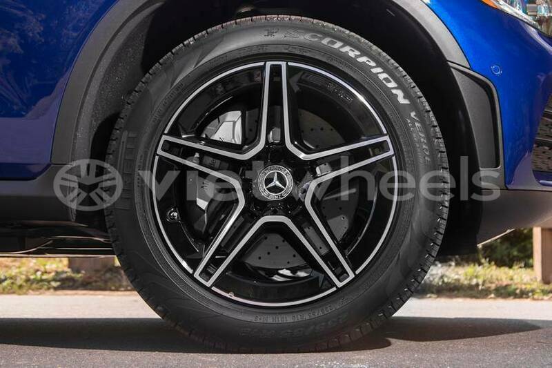 Big with watermark mercedes glc khanh hoa nha trang 46514