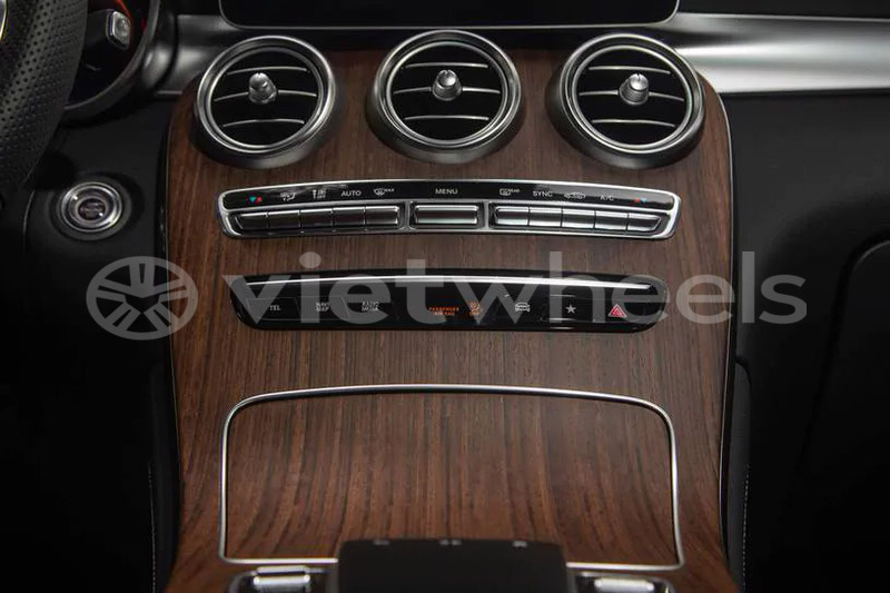 Big with watermark mercedes glc khanh hoa nha trang 46514