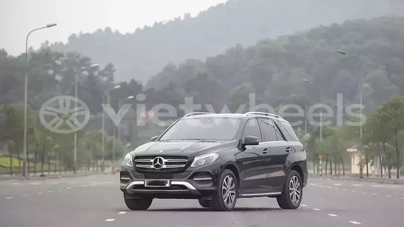Big with watermark mercedes gle khanh hoa nha trang 46516