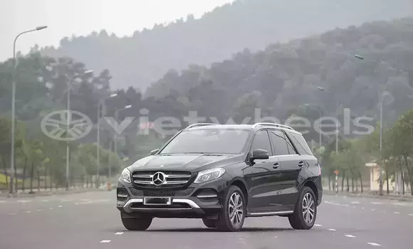 Mua Nhập khẩu Mercedes GLE Xe ô tô Mua Nhập khẩu Mercedes GLE Xe ô tô