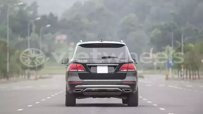 Big with watermark mercedes gle khanh hoa nha trang 46516