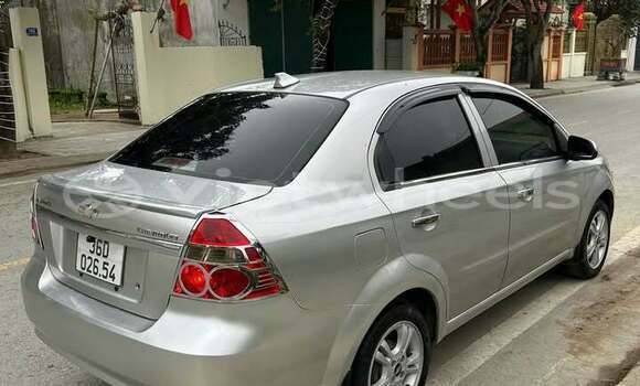 Mua Đã sử dụng Chevrolet Aveo Xe ô tô Mua Đã sử dụng Chevrolet Aveo Xe ô tô
