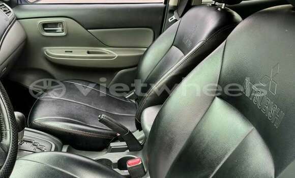 Mua Đã sử dụng Mitsubishi Triton Xe ô tô Mua Đã sử dụng Mitsubishi Triton Xe ô tô