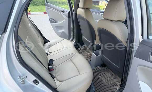 Mua Đã sử dụng Hyundai Accent Xe ô tô Mua Đã sử dụng Hyundai Accent Xe ô tô