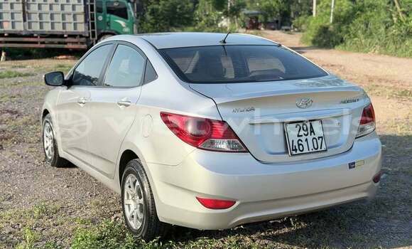 Mua Đã sử dụng Hyundai Accent Xe ô tô Mua Đã sử dụng Hyundai Accent Xe ô tô