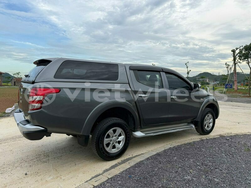 Big with watermark mitsubishi triton hue a luoi 4 46533