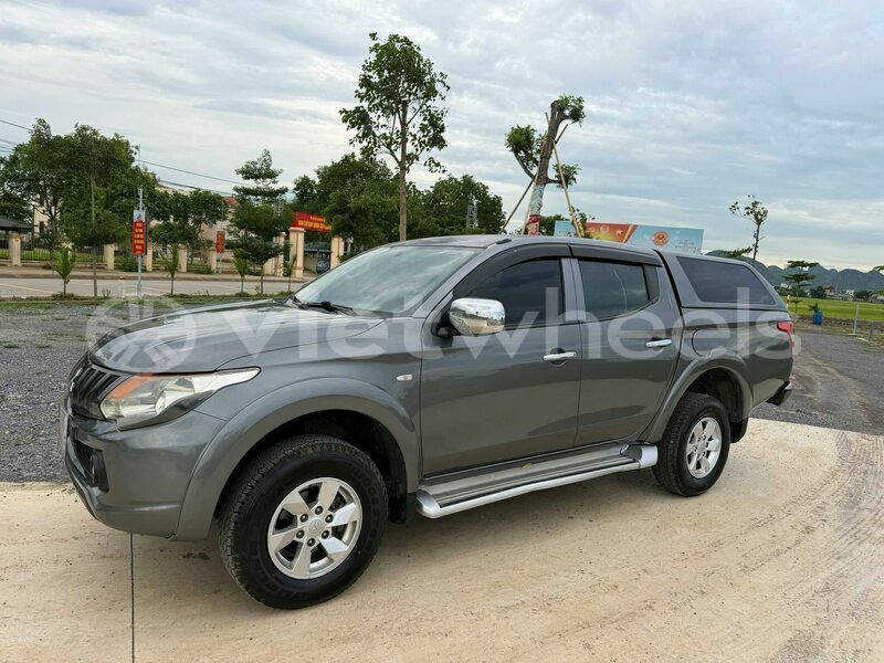 Big with watermark mitsubishi triton hue a luoi 4 46533