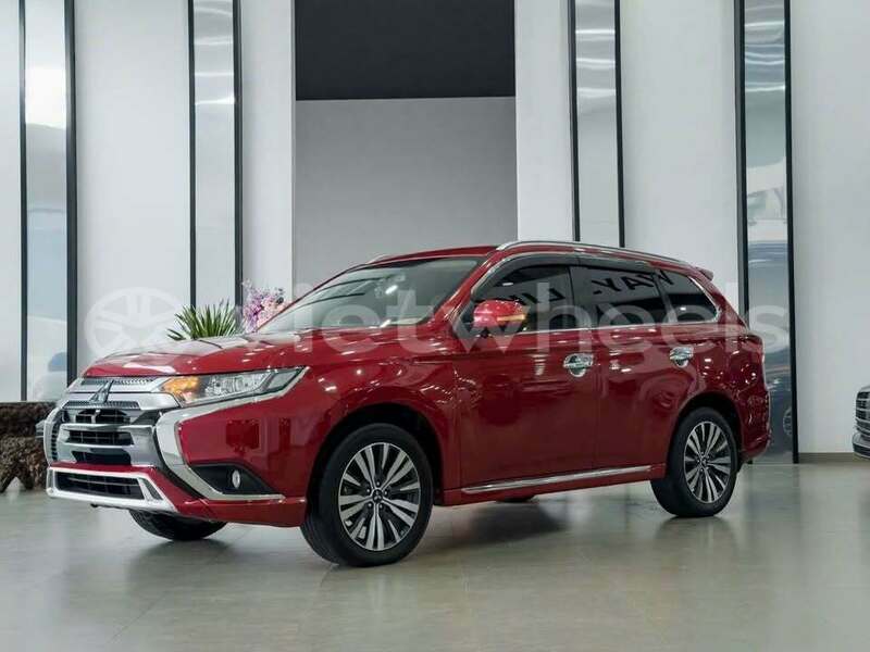 Big with watermark mitsubishi outlander quang tri a doi 46541