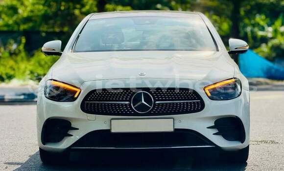 Mua Đã sử dụng Mercedes-benz E-class Xe ô tô Mua Đã sử dụng Mercedes-benz E-class Xe ô tô