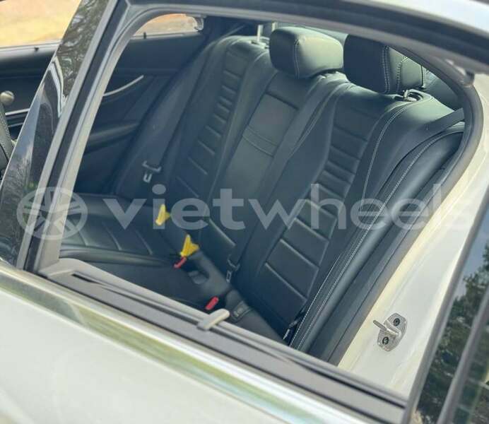 Big with watermark mercedes benz e class lam dong 2 bao loc 46545