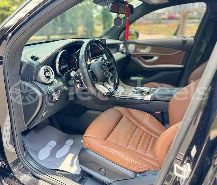 Big with watermark mercedes benz glc hue a luoi 3 46549