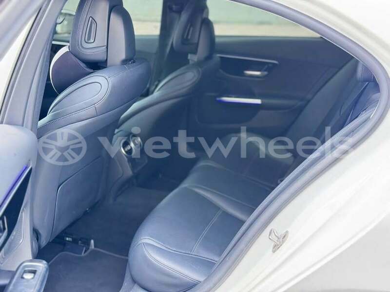 Big with watermark mercedes benz c class lao cai a mu sung 46567
