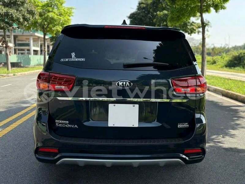 Big with watermark kia sedona hue an cuu 46578