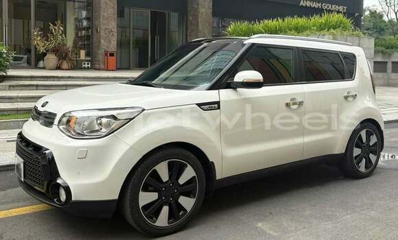 Mua Đã sử dụng KIA SOUL Xe ô tô Mua Đã sử dụng KIA SOUL Xe ô tô