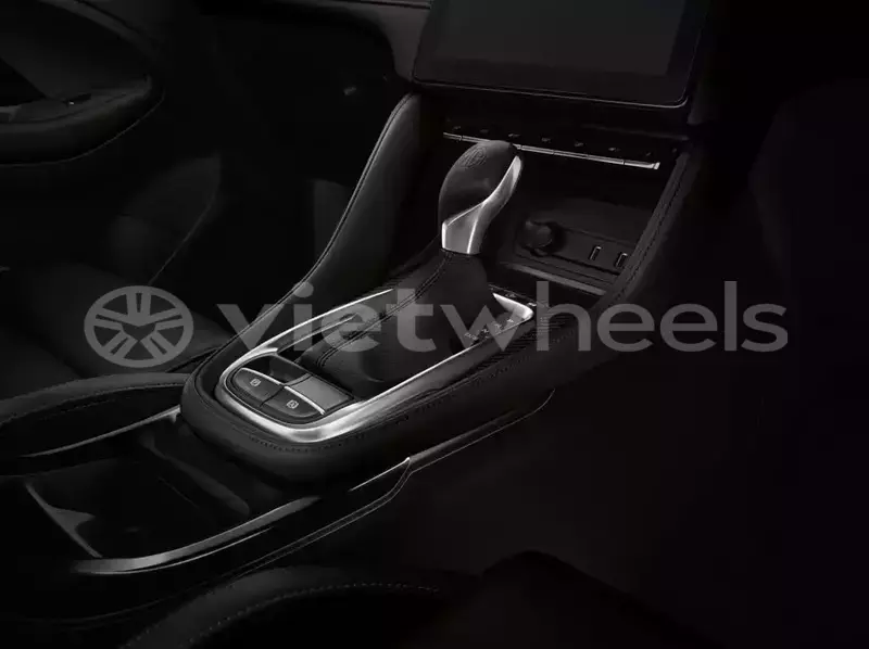 Big with watermark mg zs hanoi saigon 46594