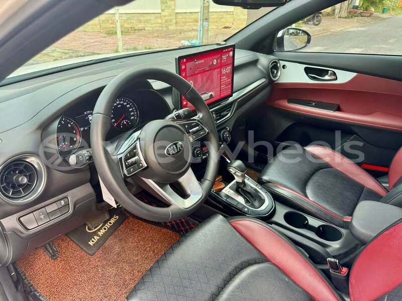 Big with watermark kia cerato hung yen a sao 46598