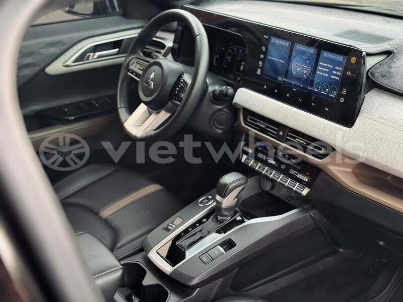 Big with watermark mitsubishi xforce ho chi minh 12 46601