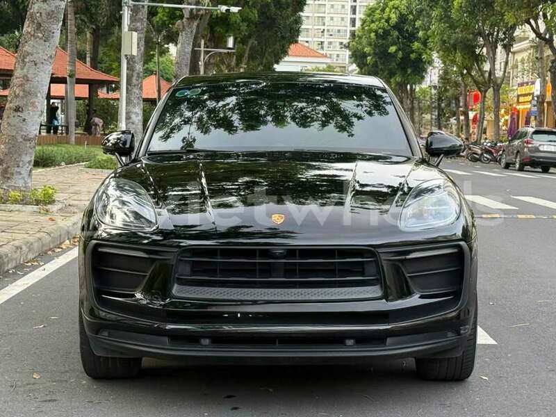 Big with watermark porsche macan ho chi minh 12 46607