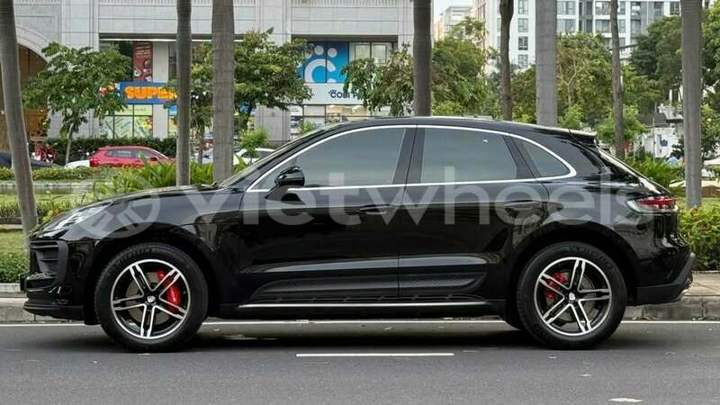 Big with watermark porsche macan ho chi minh 12 46607