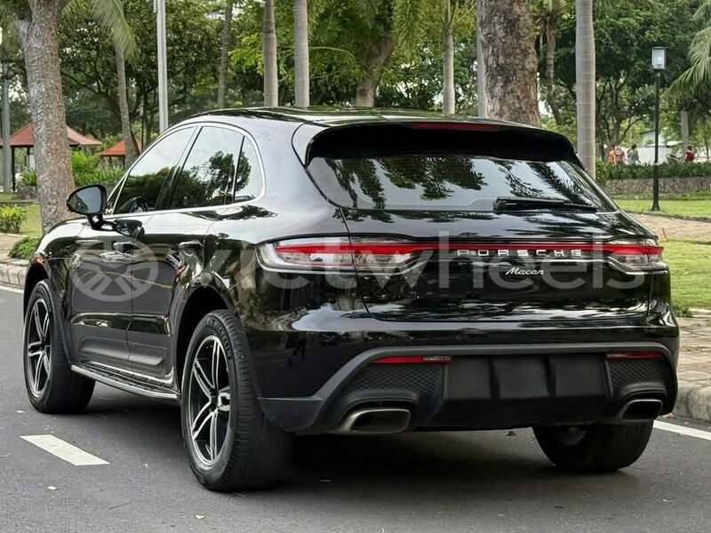 Big with watermark porsche macan ho chi minh 12 46607