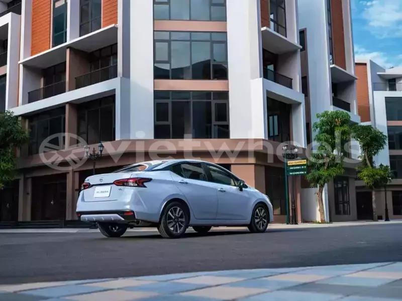 Big with watermark nissan almera hanoi saigon 46614