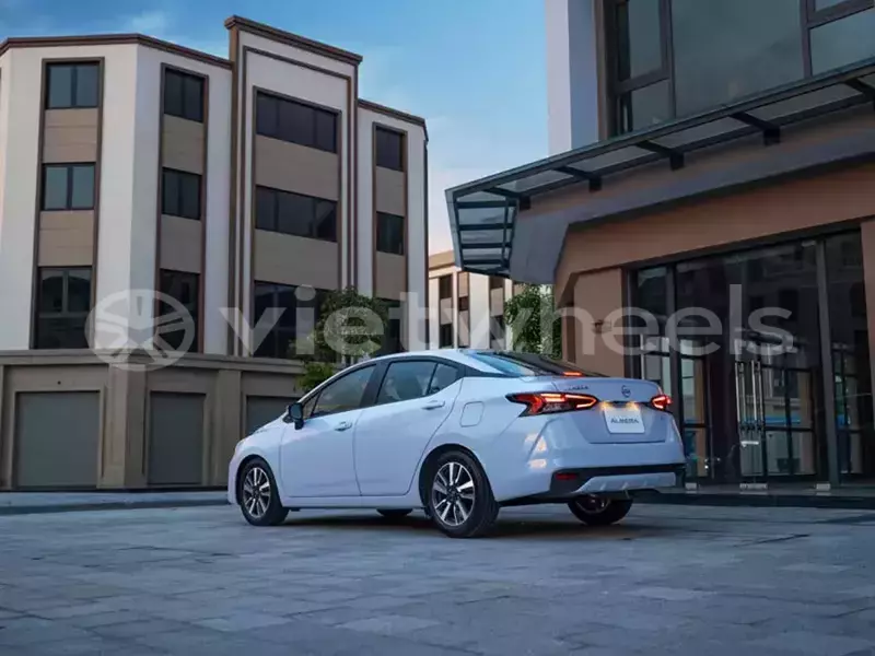 Big with watermark nissan almera hanoi saigon 46614