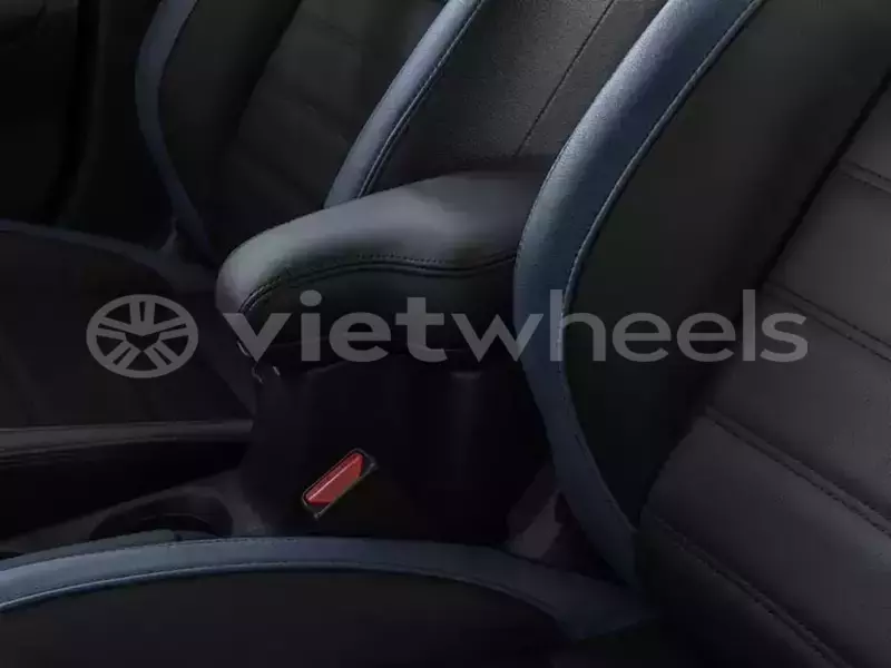 Big with watermark nissan almera hanoi saigon 46614