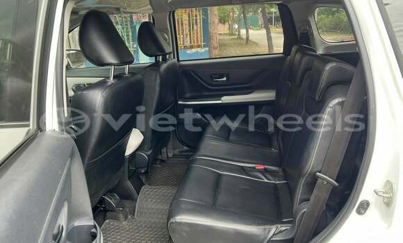 Mua Đã sử dụng Toyota VELOZ Xe ô tô Mua Đã sử dụng Toyota VELOZ Xe ô tô