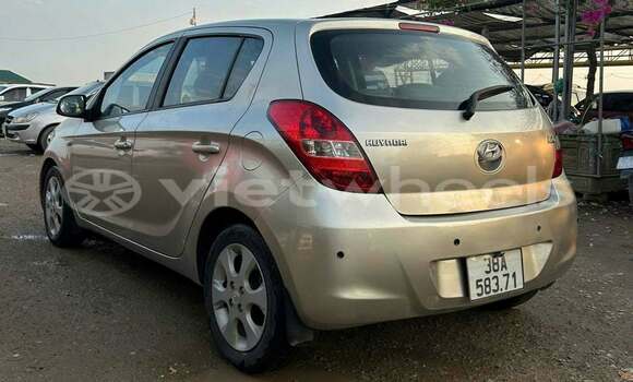Mua Đã sử dụng Hyundai i20 Xe ô tô Mua Đã sử dụng Hyundai i20 Xe ô tô
