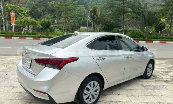 Mua Đã sử dụng Hyundai Accent Xe ô tô Mua Đã sử dụng Hyundai Accent Xe ô tô
