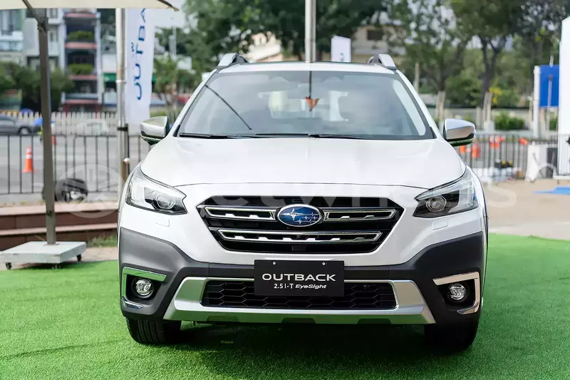 Big with watermark subaru subaru outback hanoi saigon 46657