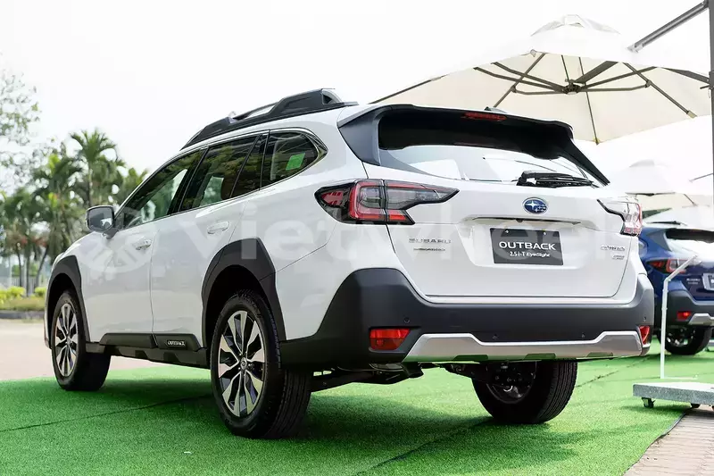 Big with watermark subaru subaru outback hanoi saigon 46657