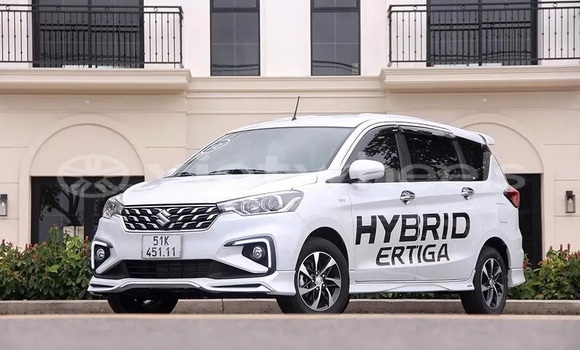 Mua Mới Suzuki Ertiga Xe ô tô Mua Mới Suzuki Ertiga Xe ô tô