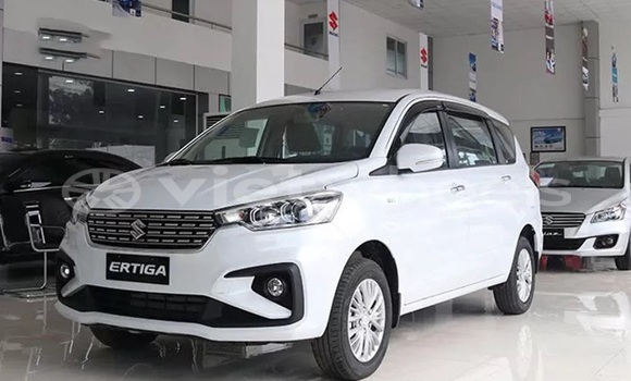 Mua Mới Suzuki Ertiga Xe ô tô Mua Mới Suzuki Ertiga Xe ô tô
