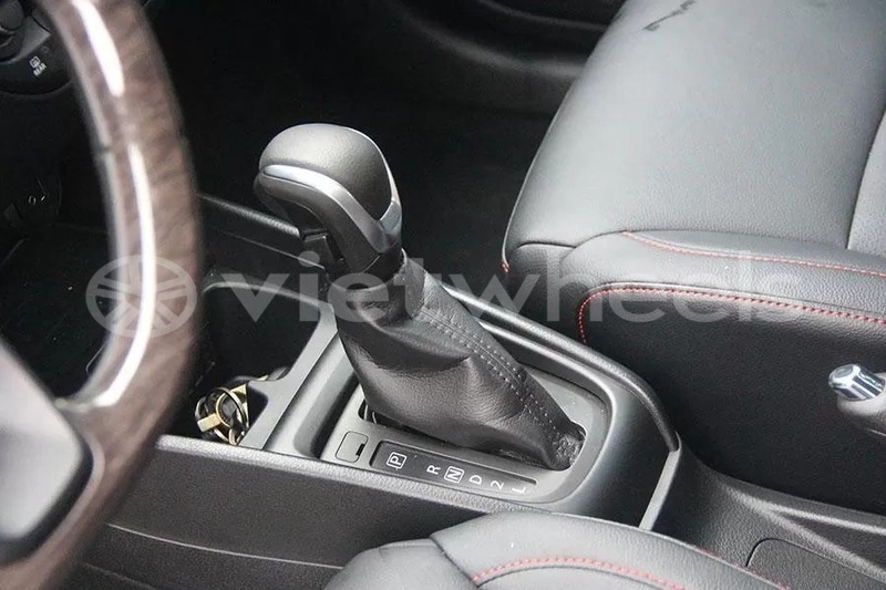 Big with watermark suzuki ertiga hanoi saigon 46665