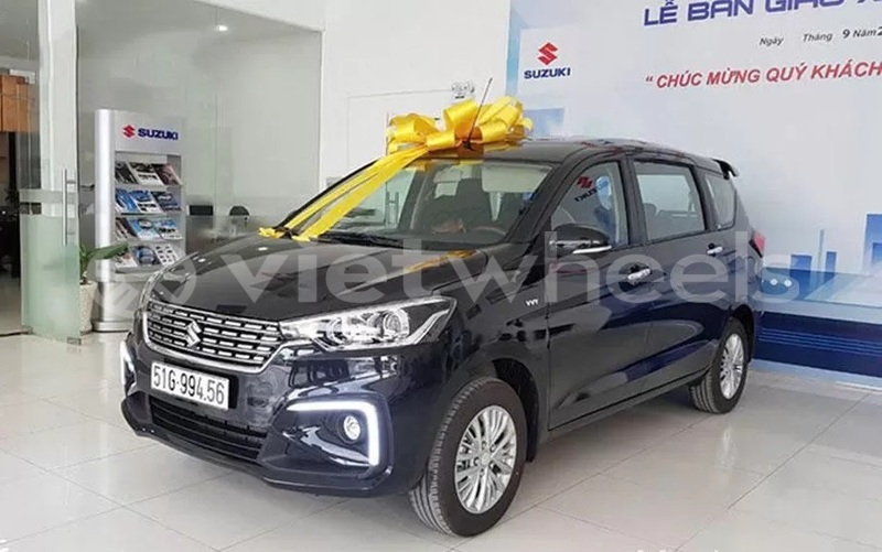 Big with watermark suzuki ertiga hanoi saigon 46667