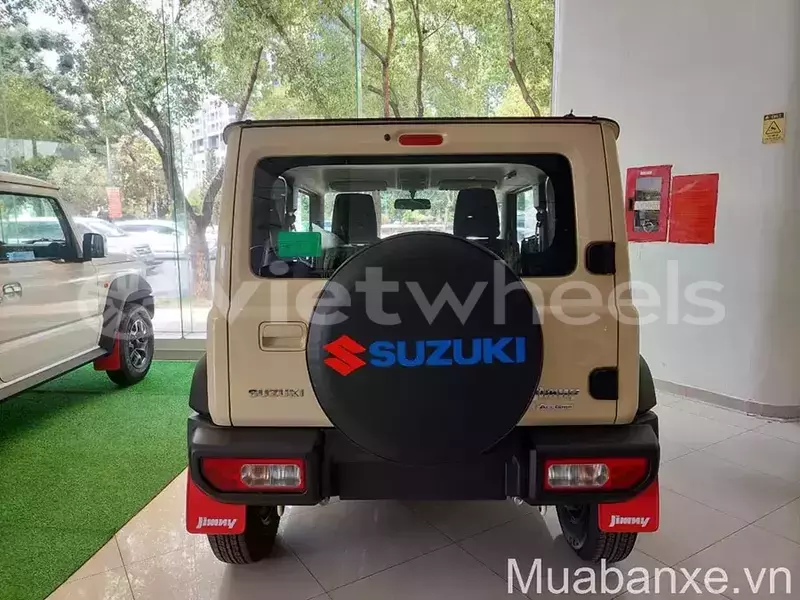 Big with watermark suzuki jimny hanoi saigon 46668
