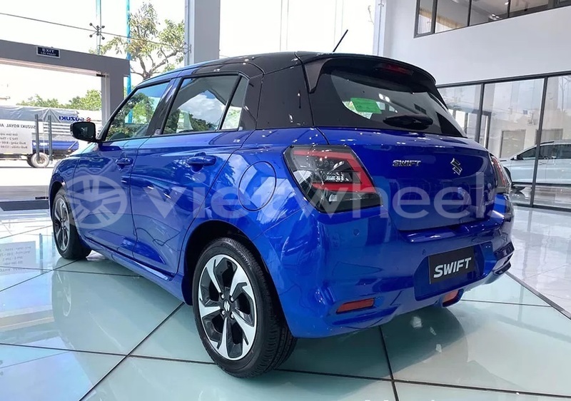 Big with watermark suzuki swift hanoi saigon 46669