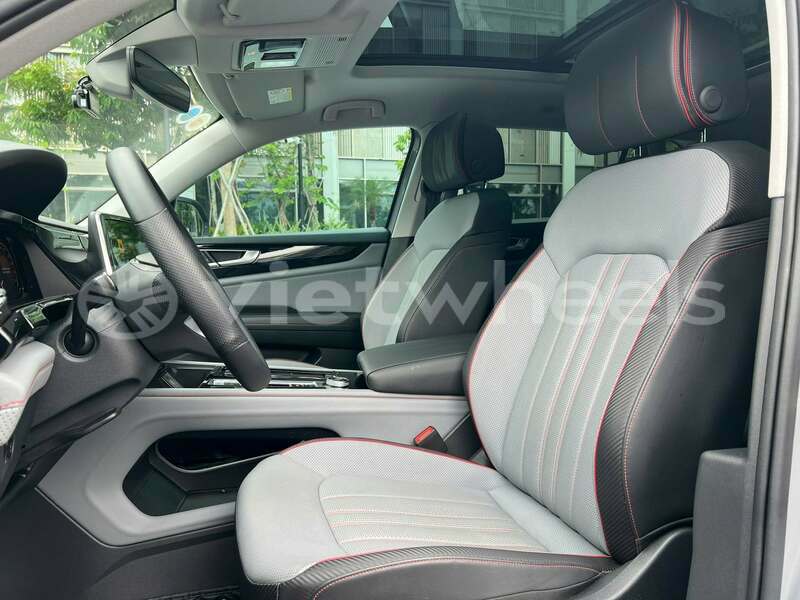 Big with watermark volkwagen teramont can tho an binh 46673